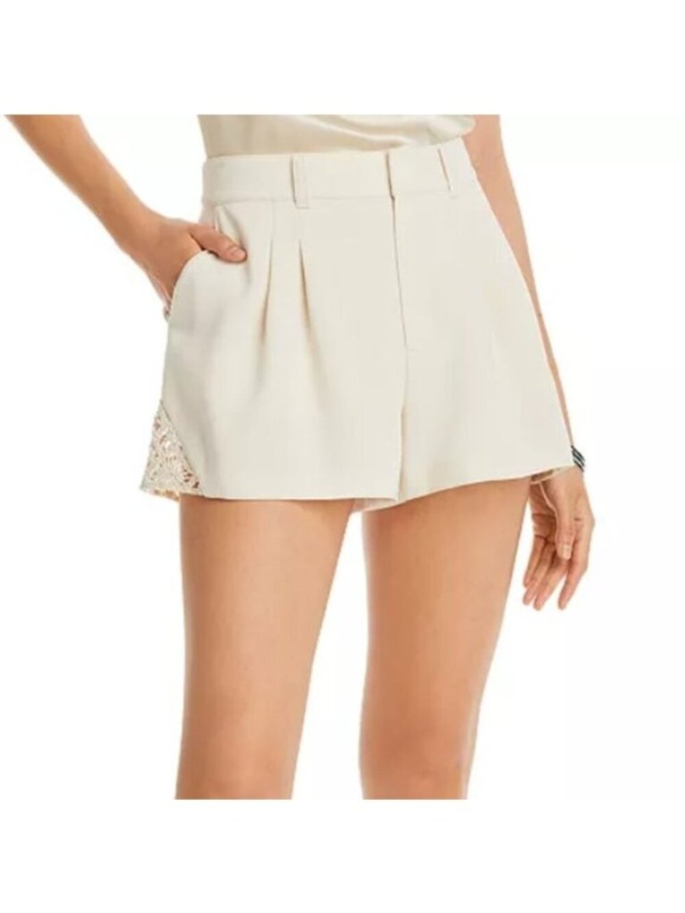 NWT Cinq a Sept Womens Corinna Cream Crochet Lace Pleated Shorts Size 8